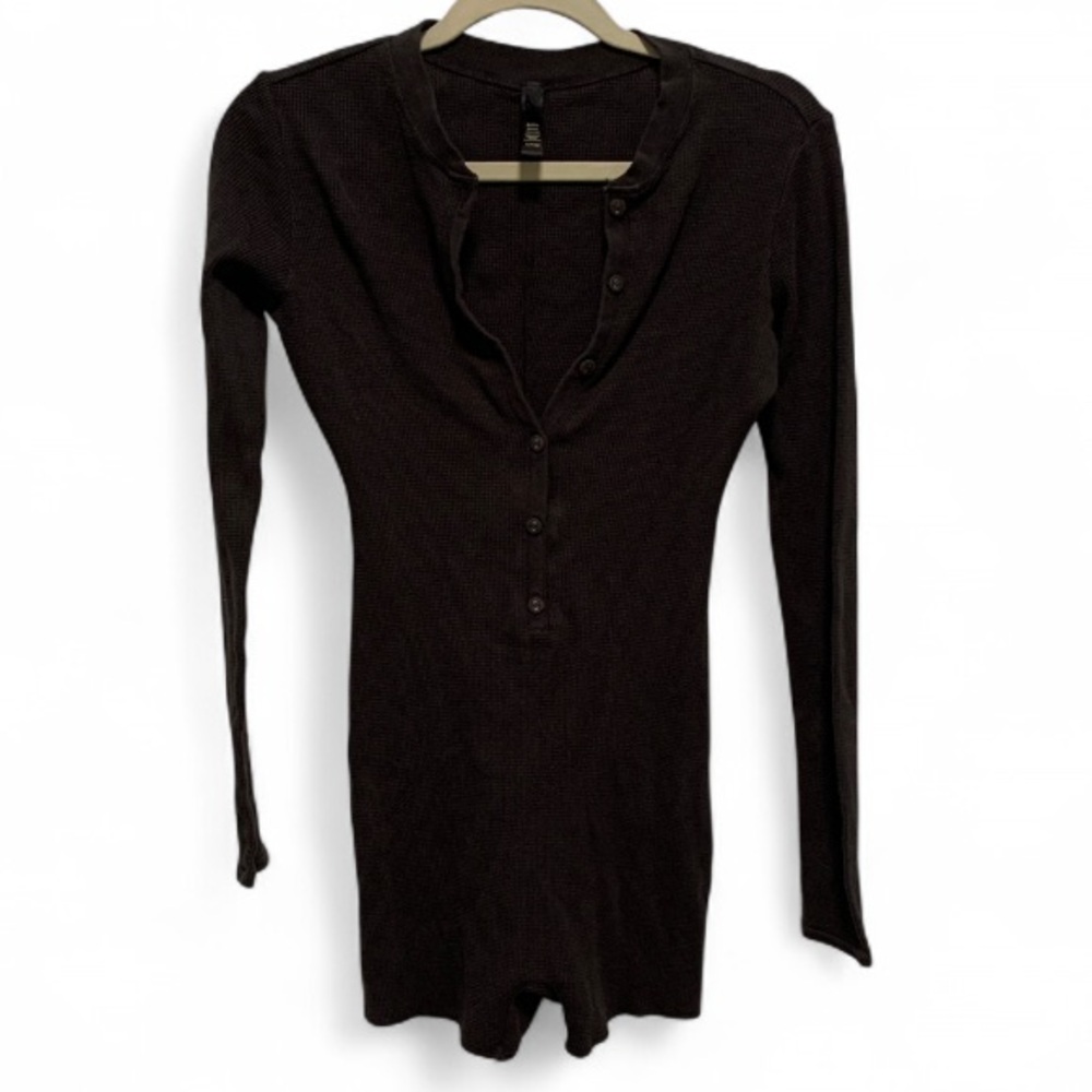 SKIMS Black Long Sleeve knitt Henley Romper